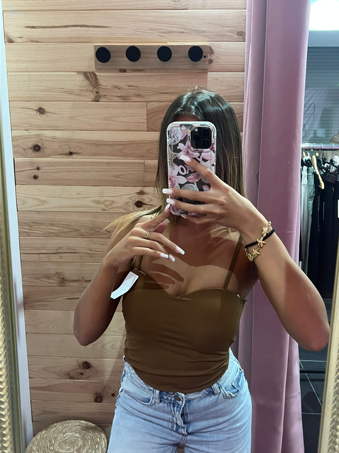 Body anna